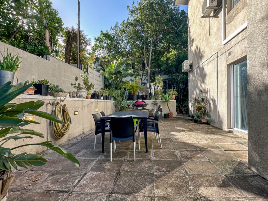 To Let 2 Bedroom Property for Rent in Tamboerskloof Western Cape